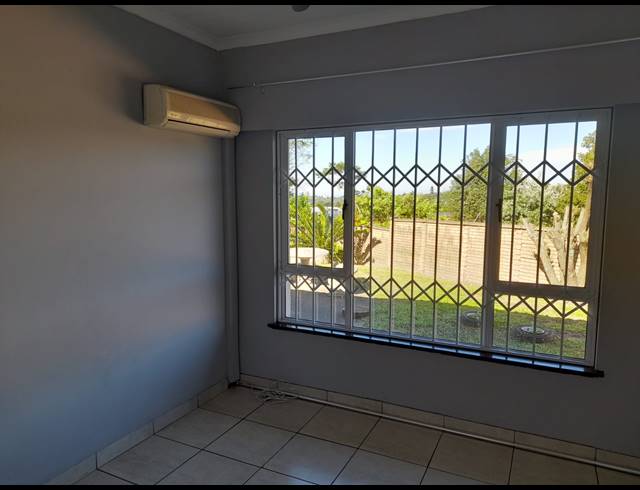 0 bed property to rent in FARNINGHAM RIDGE